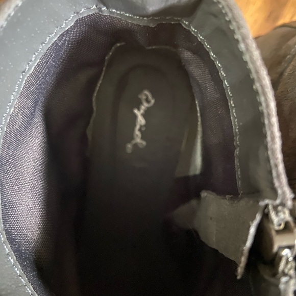 Qupid Charcoal Ankle Booties - Picture 7 of 7